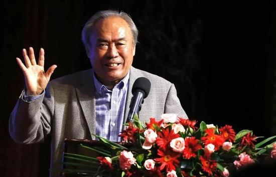 欧美人与动zoz0大全