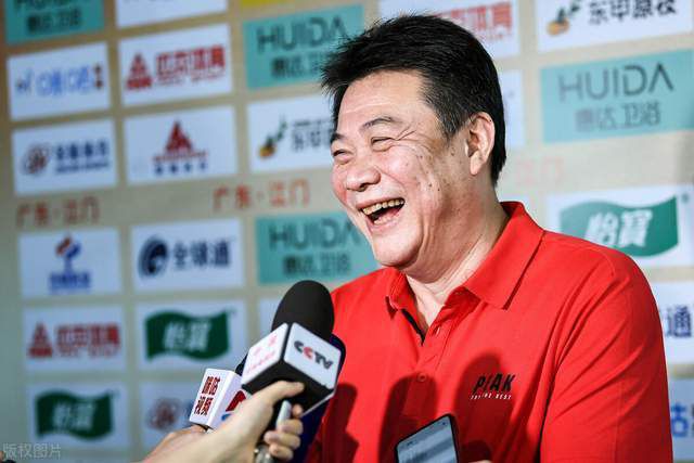 伊人久久久综在合线久久在播